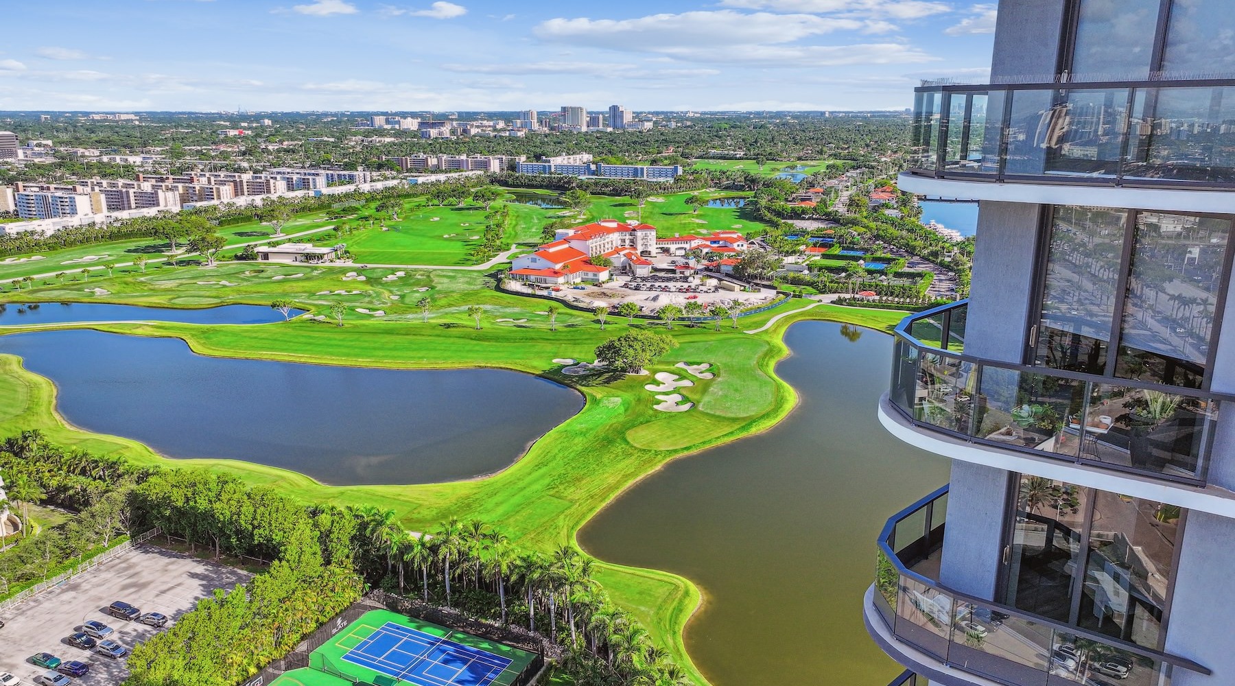 Experience Breathtaking Golf Course Views Experience Breathtaking Golf Course Views